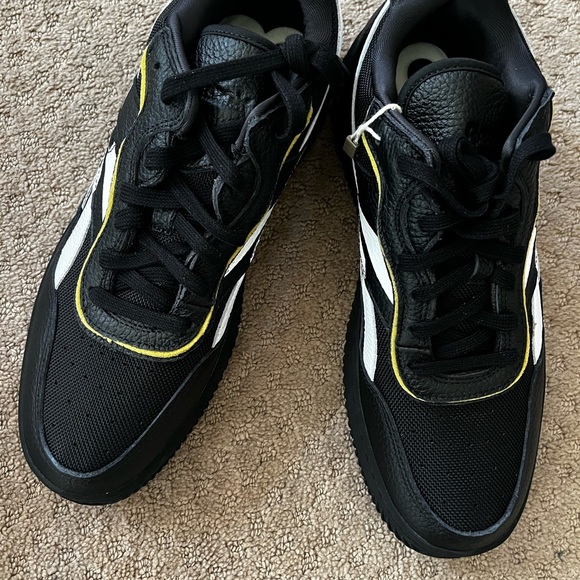 Reebok X Victoria Beckham Dual ll Pebbled Leather Sneakers 9 NIB - Picture 3 of 10